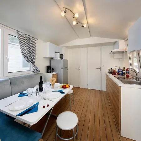 Albatross Mobile Homes On Camping San Francesco *